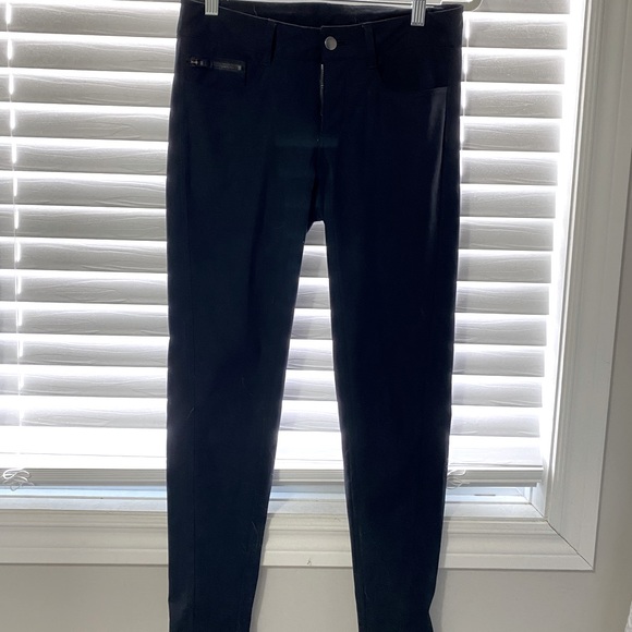 Lululemon Urbanite Pant - Picture 5 of 8